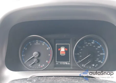 2017 Toyota Rav4 Le z USA, uszkodzony, nr VIN JTMBFREV2HJ120596